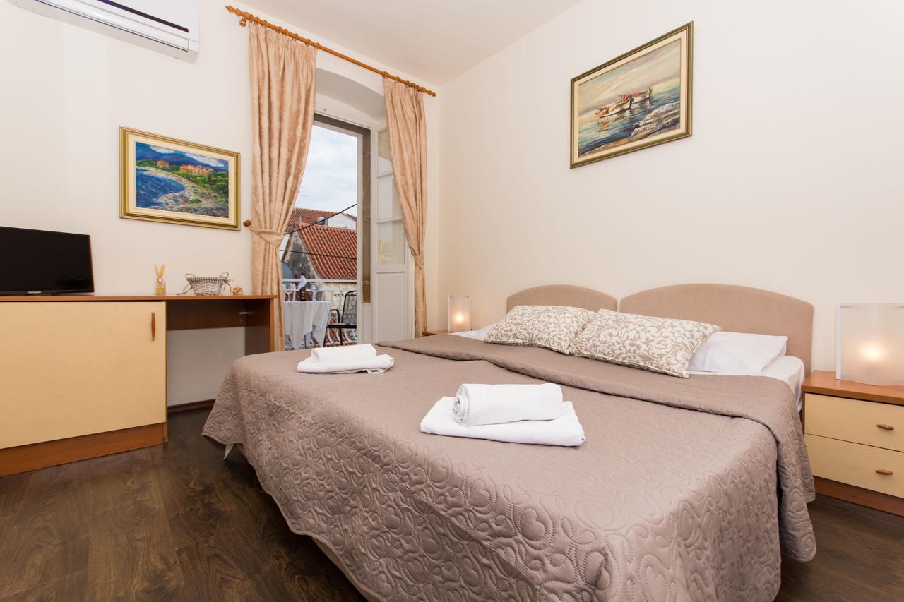 Rooms Villa Liza Trogir Kültér fotó